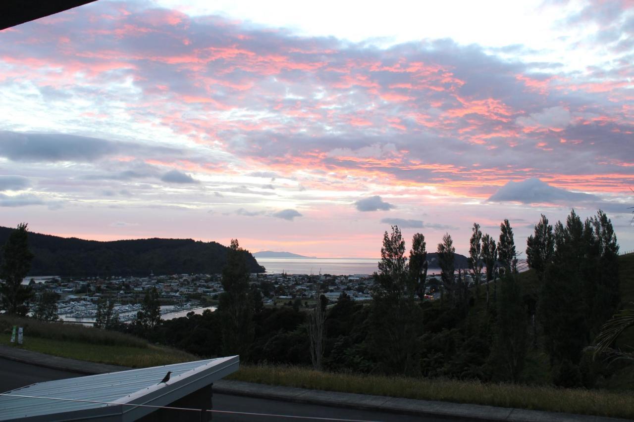 Bed and Breakfast Stunning Views Bed, Breakfast & Health Retreat à Whangamata Extérieur photo